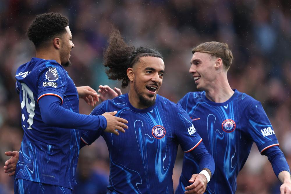 盟篮网后的 盟篮网后的